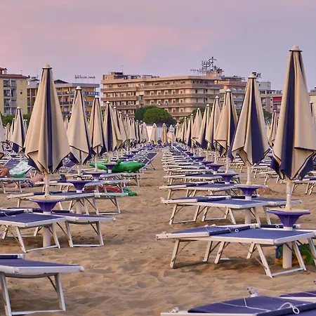 Modern Flat For 4 Guests Sea View - Beahost Bibione