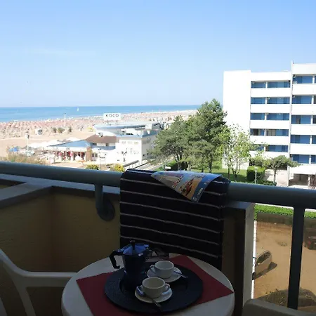 Modern Flat For Four Guests With Side Sea View *