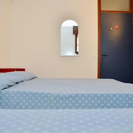 アパート Modern Flat For Four Guests With Side Sea View *