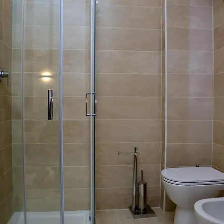 Modern Flat For Four Guests With Side Sea View * Бібіоне