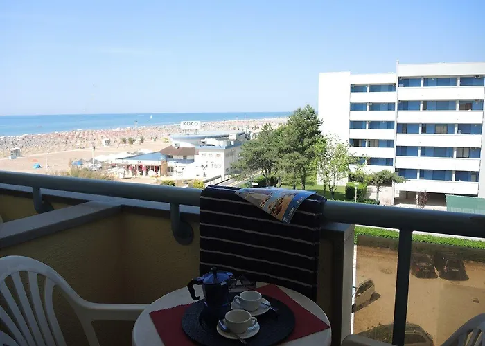 Modern Flat For 4 Guests Sea View-beahost *